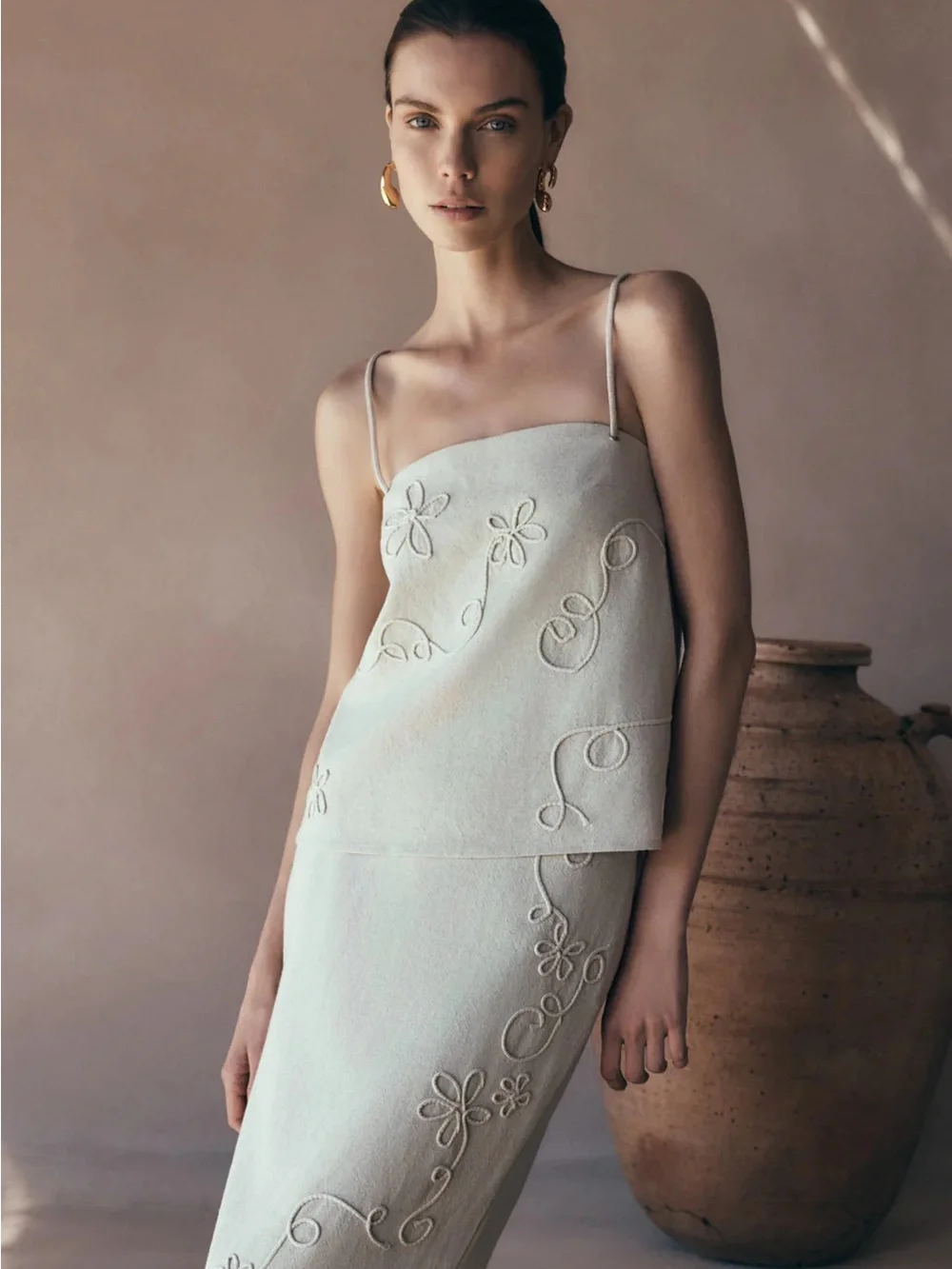 Casey - Linen Corded Embroidered Linen Top - Natural - Picture 4 of 6